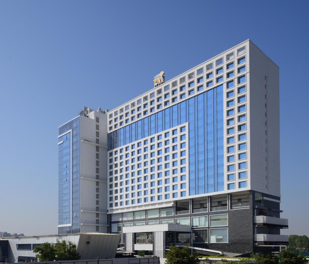 Taj Skyline Ahmedabad Hotel Exterior photo The Leela Palace, New Delhi